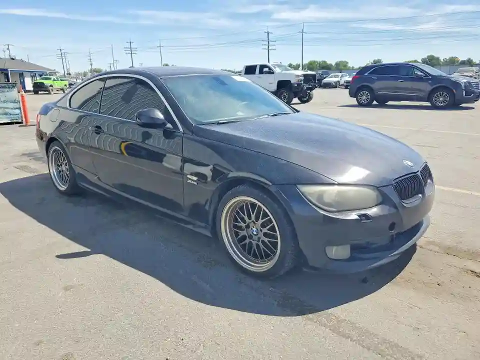 WBAKF9C55BE261582 2011 BMW 3 SERIES-3