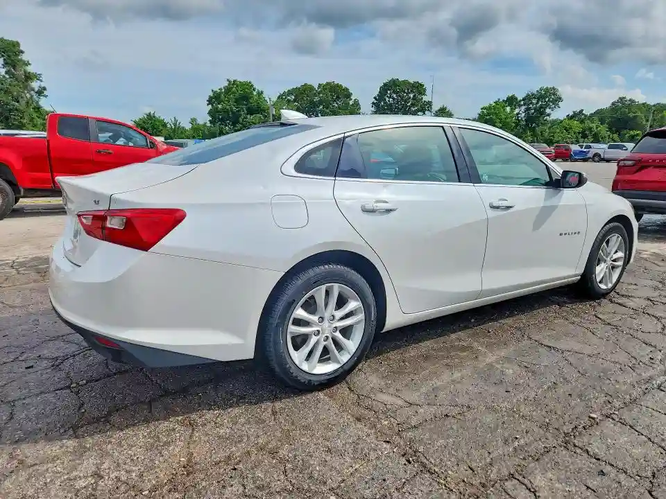 1G1ZE5ST4HF179142 2017 CHEVROLET MALIBU-2
