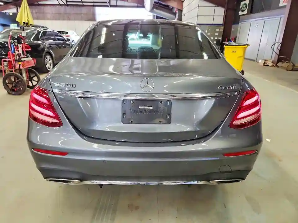 WDDZF4KB9HA030976 2017 MERCEDES-BENZ E-CLASS-5