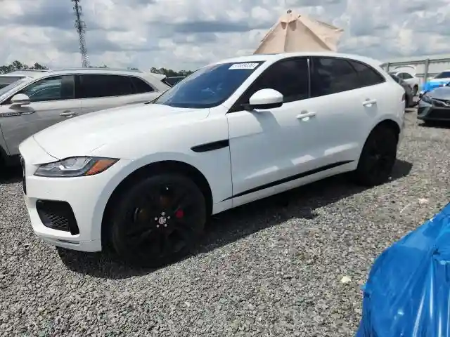 SADCM2BV4HA899266 2017 JAGUAR F-PACE-0
