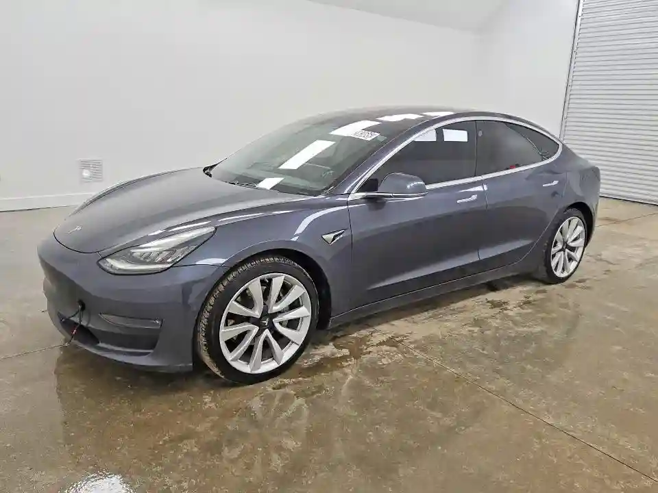 5YJ3E1EB3JF185257 2018 TESLA MODEL 3-0