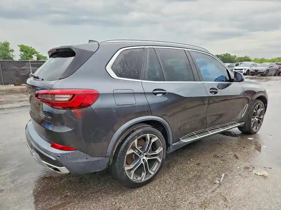 5UXCR4C02L9B52045 2020 BMW X5-2
