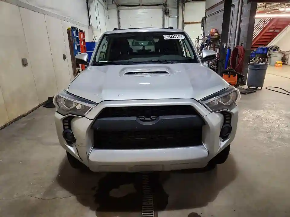 JTEBU5JR4J5604237 2018 TOYOTA 4RUNNER-4