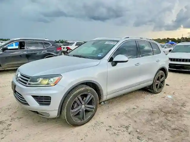 WVGRF7BP6HD001453 2017 VOLKSWAGEN TOUAREG-0