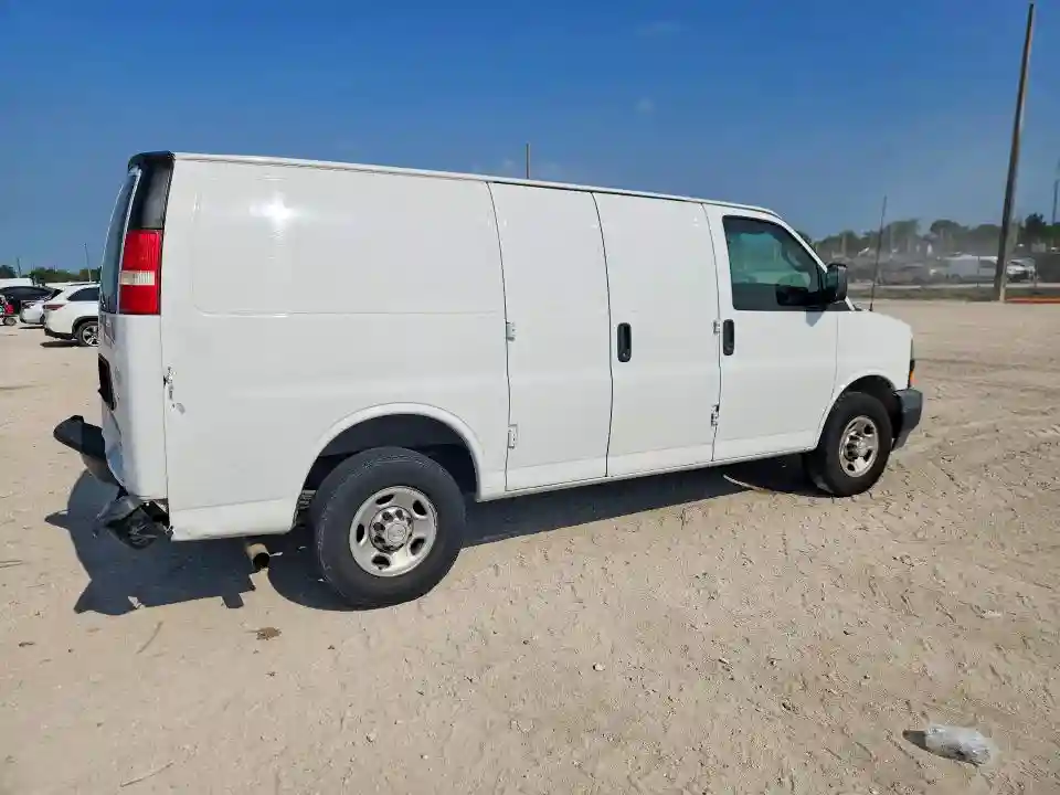 1GCWGAFP9J1269366 2018 CHEVROLET EXPRESS-2