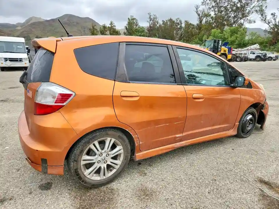 JHMGE8H46AS021560 2010 HONDA FIT-2