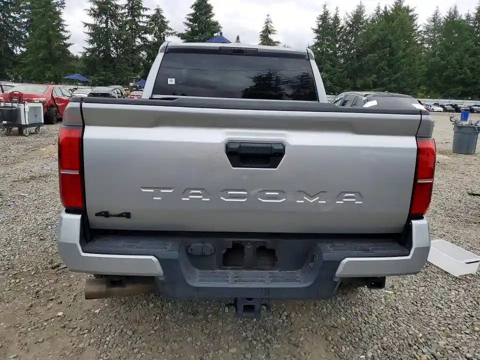 3TMLB5JN3RM010563 2024 TOYOTA TACOMA TRD-5