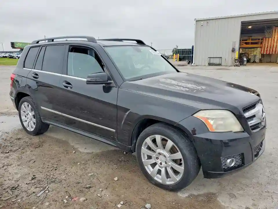 WDCGG8HB1BF573773 2011 MERCEDES-BENZ GLK-CLASS-3