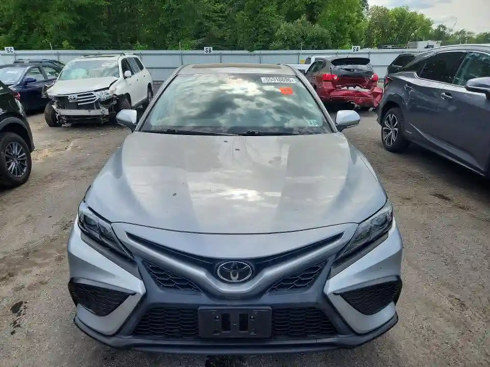 4T1T11BK3NU061207 2022 TOYOTA CAMRY-4