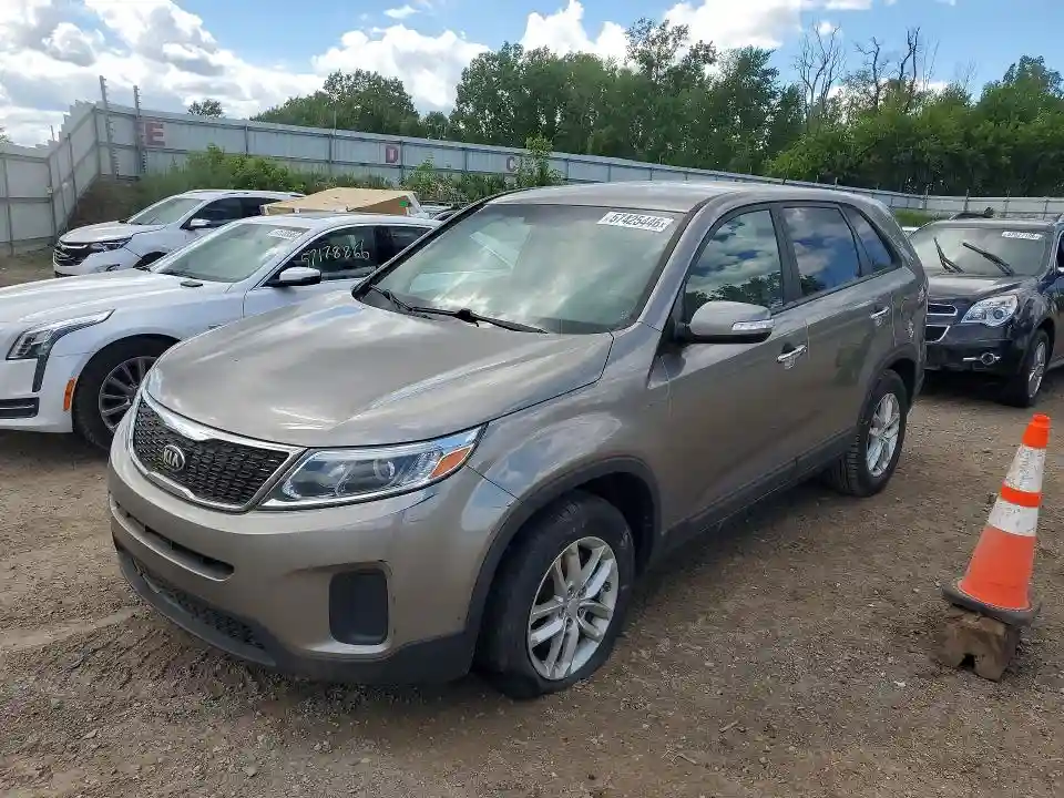 5XYKT3A60FG629622 2015 KIA SORENTO-0