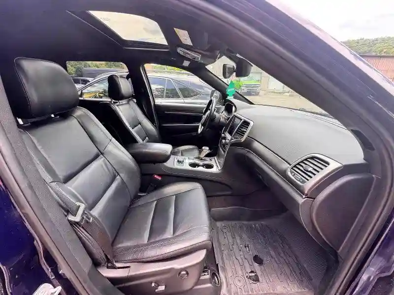 1C4RJFBG7JC106348 2018 JEEP GRAND CHEROKEE-4