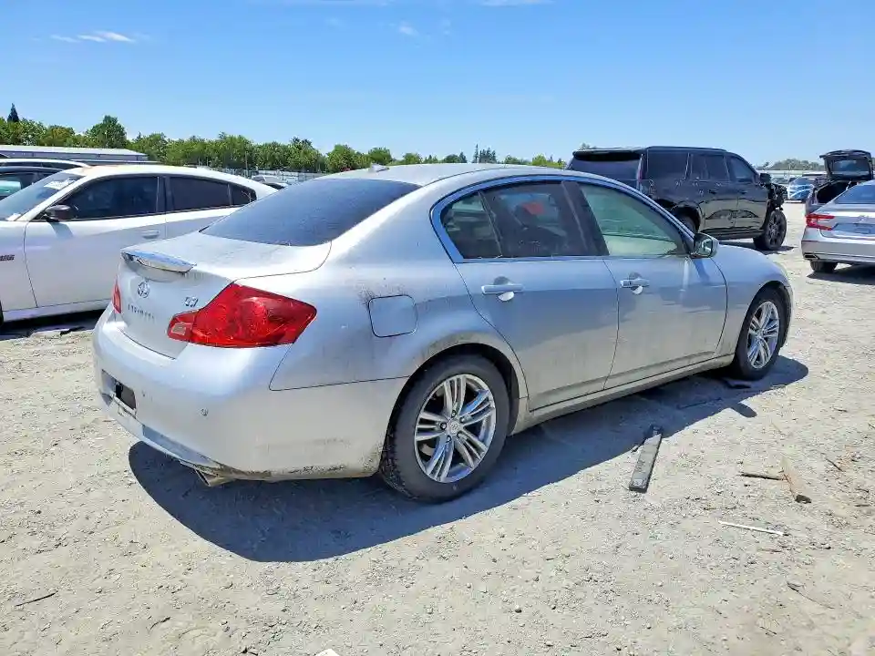 JN1CV6AP8DM711525 2013 INFINITI G37-2