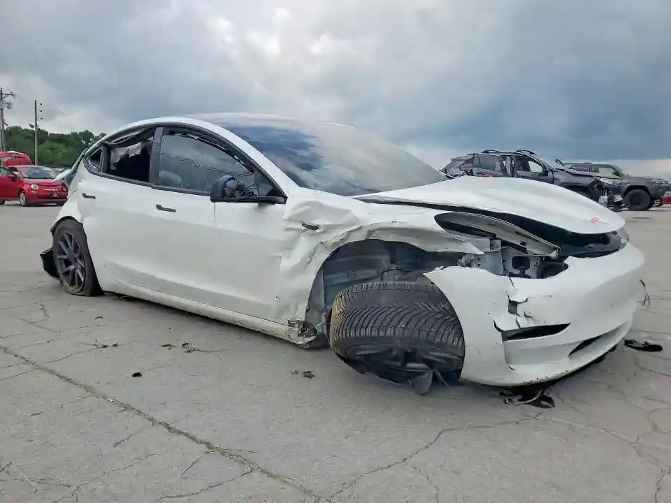 5YJ3E1EAXPF420978 2023 TESLA MODEL 3-3