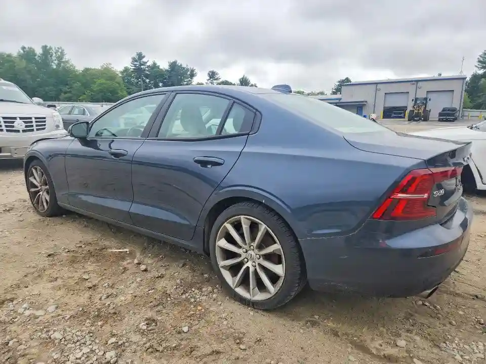 7JRA22TK1LG065914 2020 VOLVO S60-1