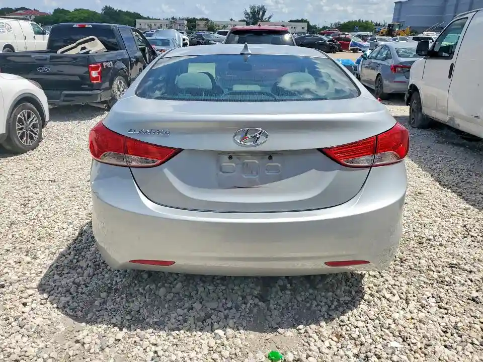5NPDH4AE2DH278743 2013 HYUNDAI ELANTRA GL-5