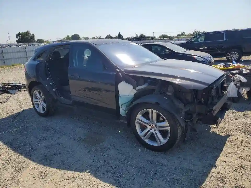 SADCL2BV2HA061479 2017 JAGUAR F-PACE-3