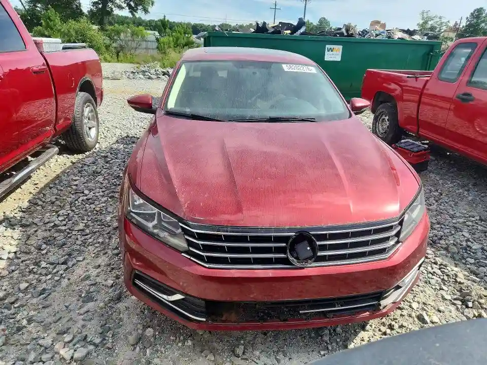 1VWBT7A38HC019713 2017 VOLKSWAGEN PASSAT-4