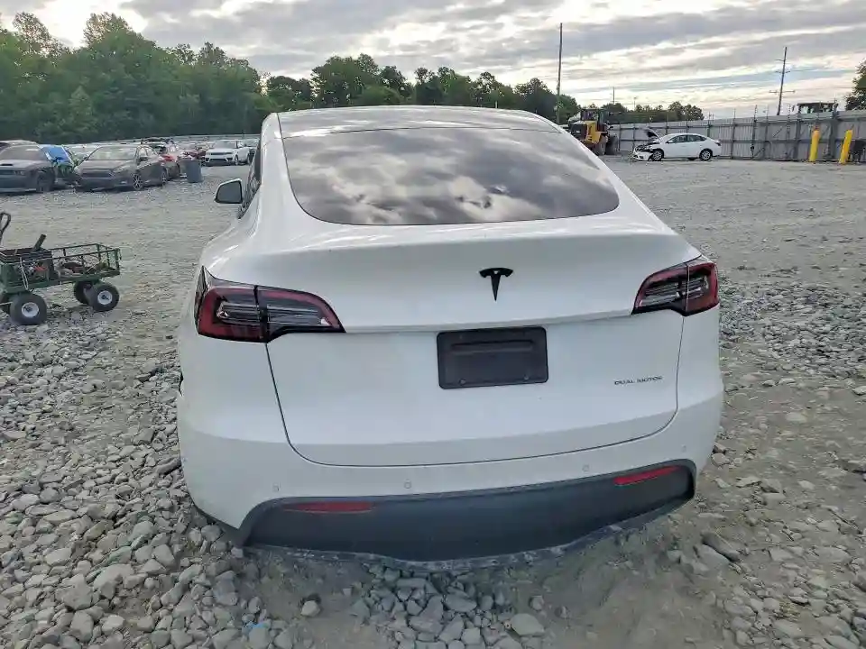5YJYGAEE1MF195414 2021 TESLA MODEL Y-5