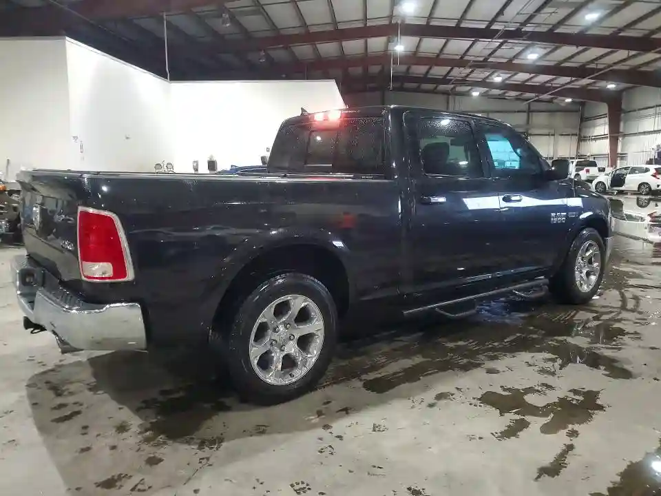 1C6RR7VM2JS293544 2018 RAM 1500-2