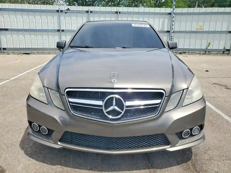 WDDHF8HB5AA096313 2010 MERCEDES-BENZ E-CLASS-4