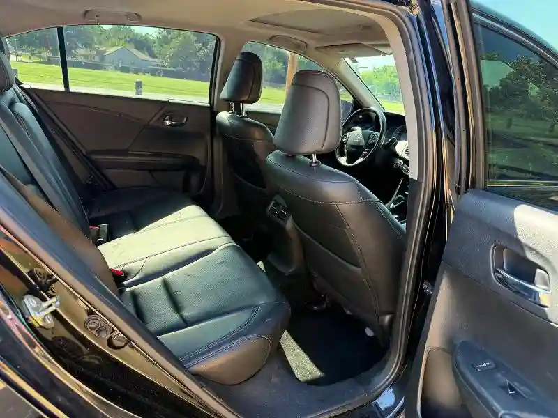 1HGCR3F95GA030921 2016 HONDA ACCORD-5