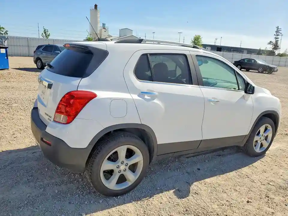 3GNCJTSB7FL207062 2015 CHEVROLET TRAX-2