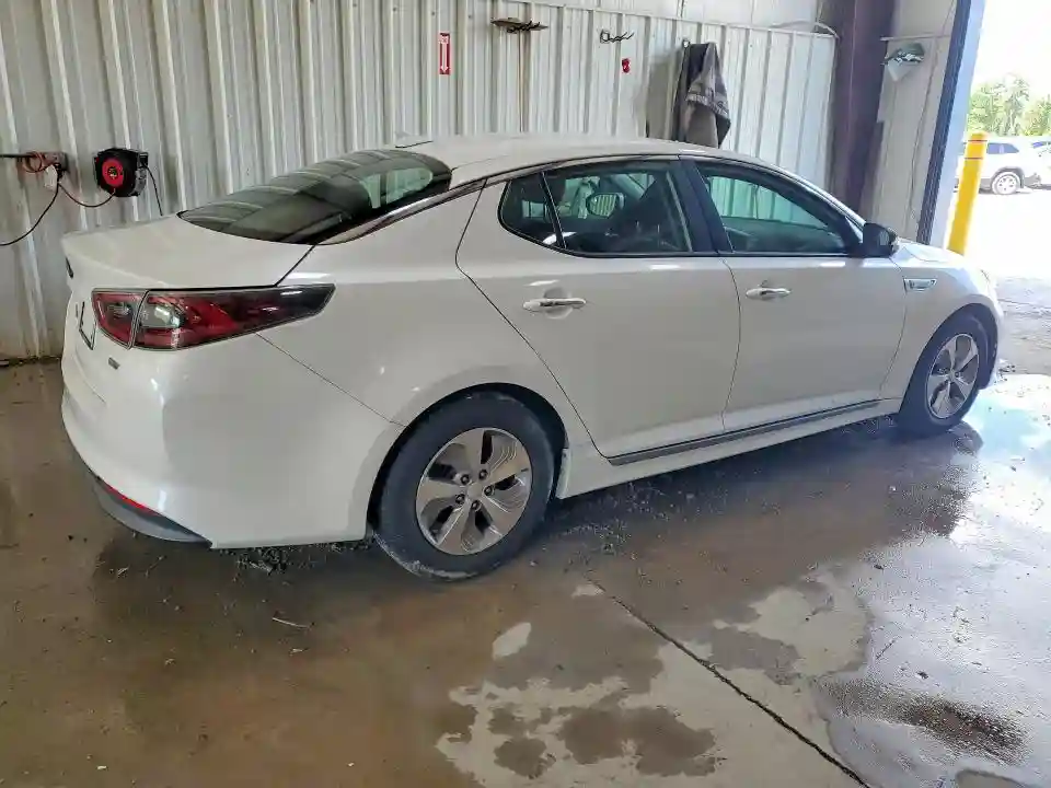KNAGM4AD1G5092547 2016 KIA OPTIMA-2