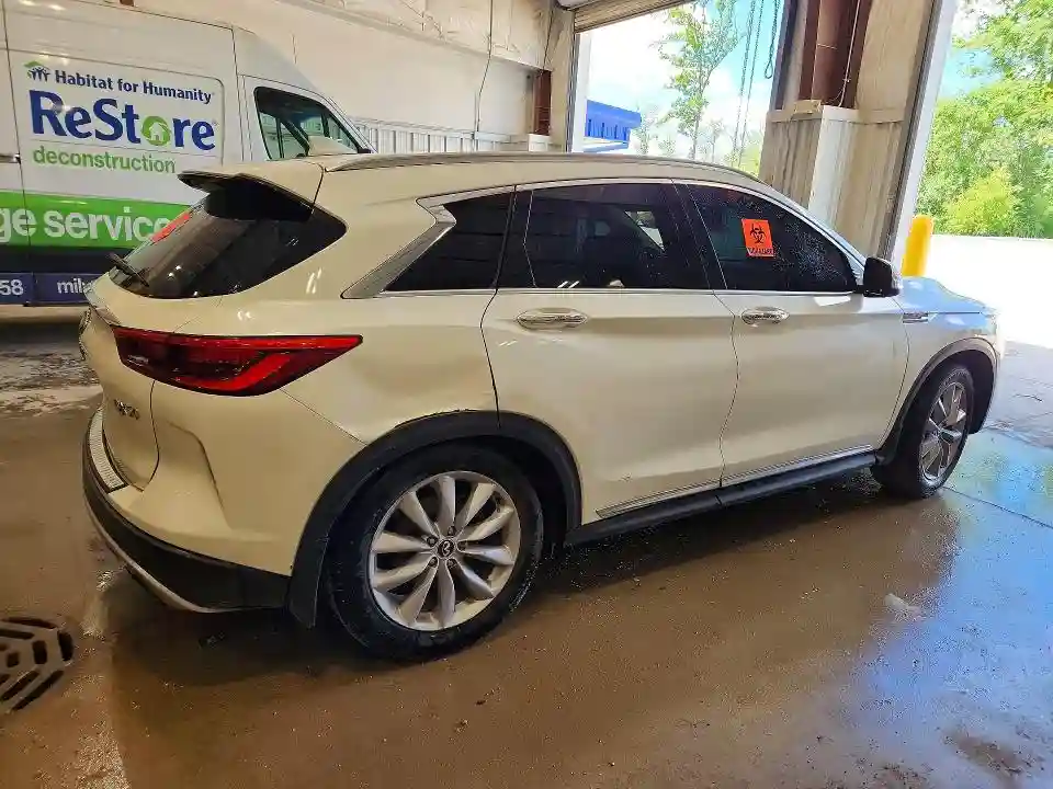 3PCAJ5M3XKF137177 2019 INFINITI QX50-2