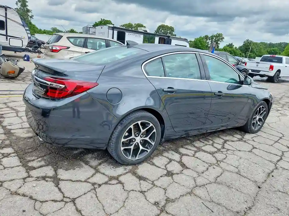 2G4GL5EX0H9135582 2017 BUICK REGAL-2