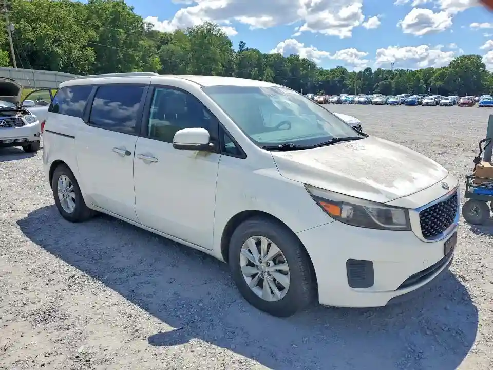 KNDMB5C13F6055142 2015 KIA SEDONA-3