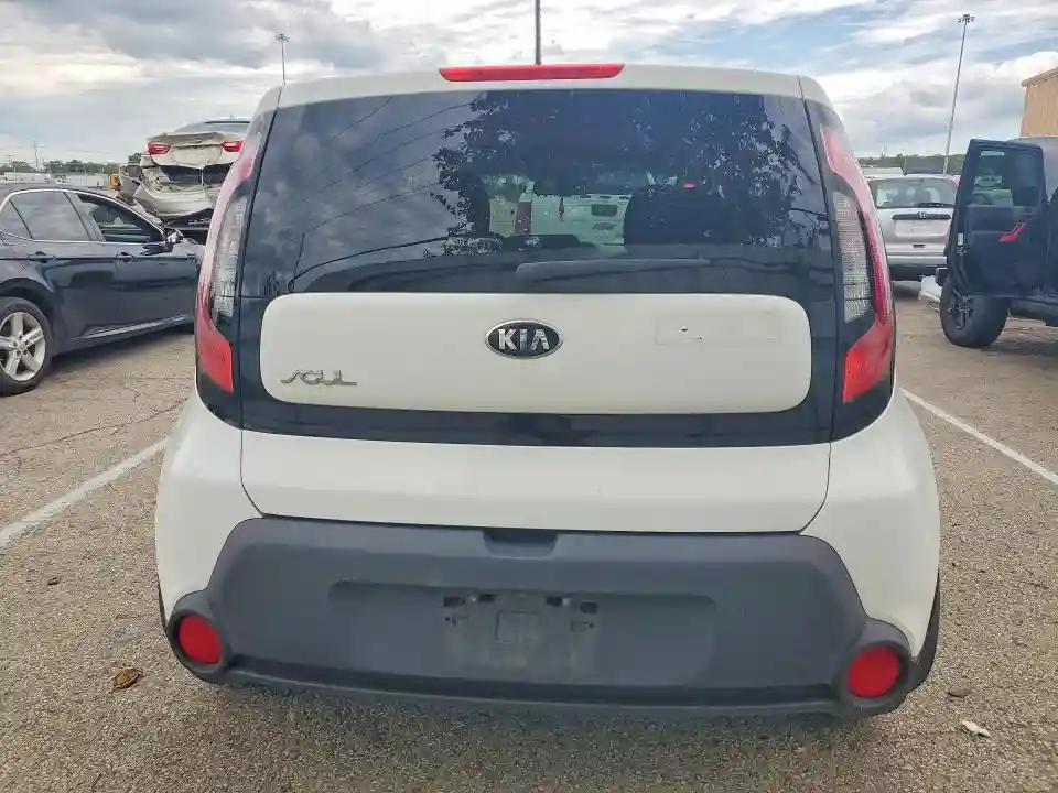 KNDJN2A2XG7843898 2016 KIA SOUL-5
