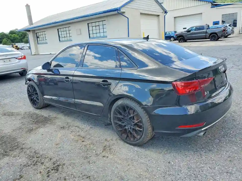 WAUB8GFF7J1011706 2018 AUDI A3-1