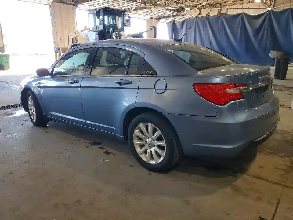 1C3BC1FB6BN625527 2011 CHRYSLER 200-1