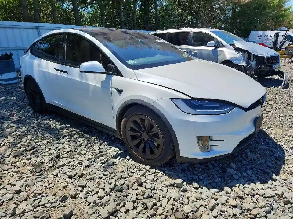 5YJXCDE22LF249767 2020 TESLA MODEL X-3