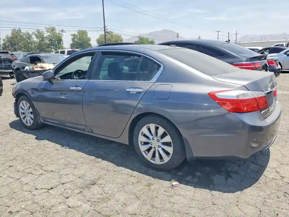 1HGCR2F81DA147148 2013 HONDA ACCORD-1