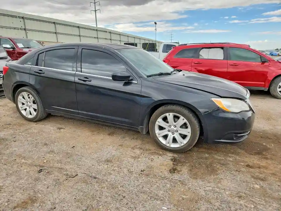 1C3CCBBB4DN592904 2013 CHRYSLER 200-3