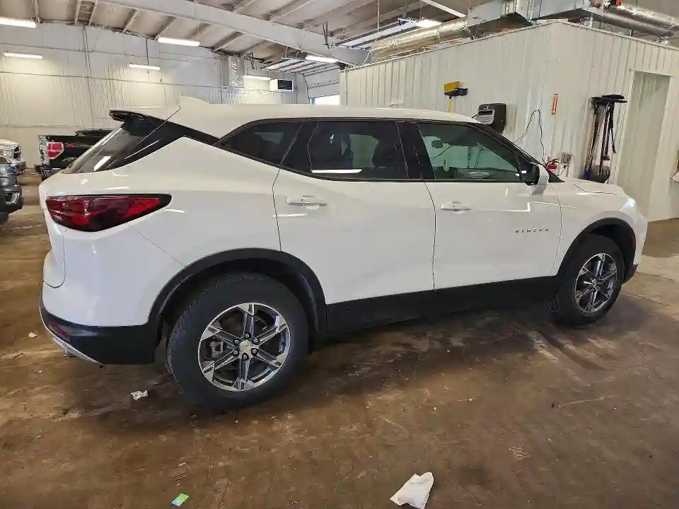 3GNKBHR46SS229695 2025 CHEVROLET BLAZER-2
