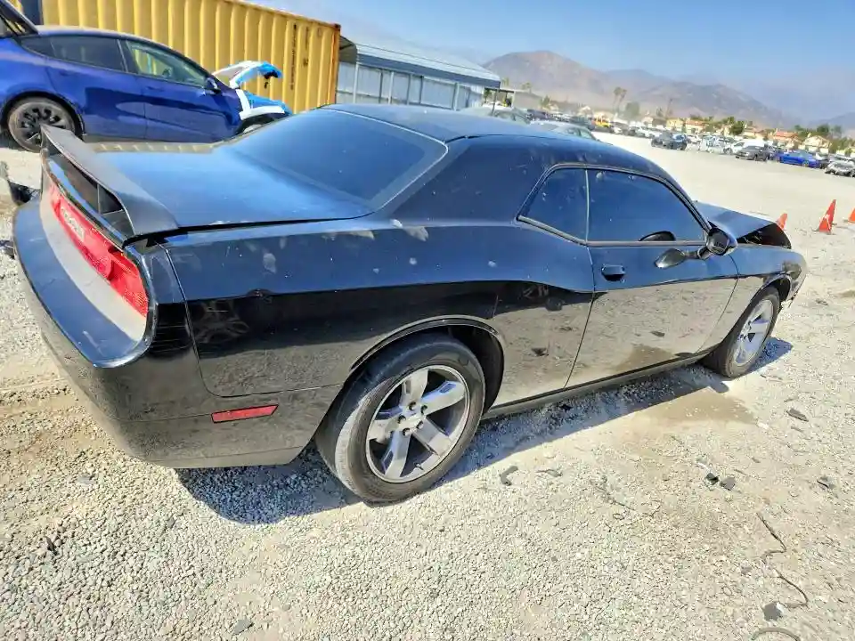 2C3CDYAG1CH101175 2012 DODGE CHALLENGER-2