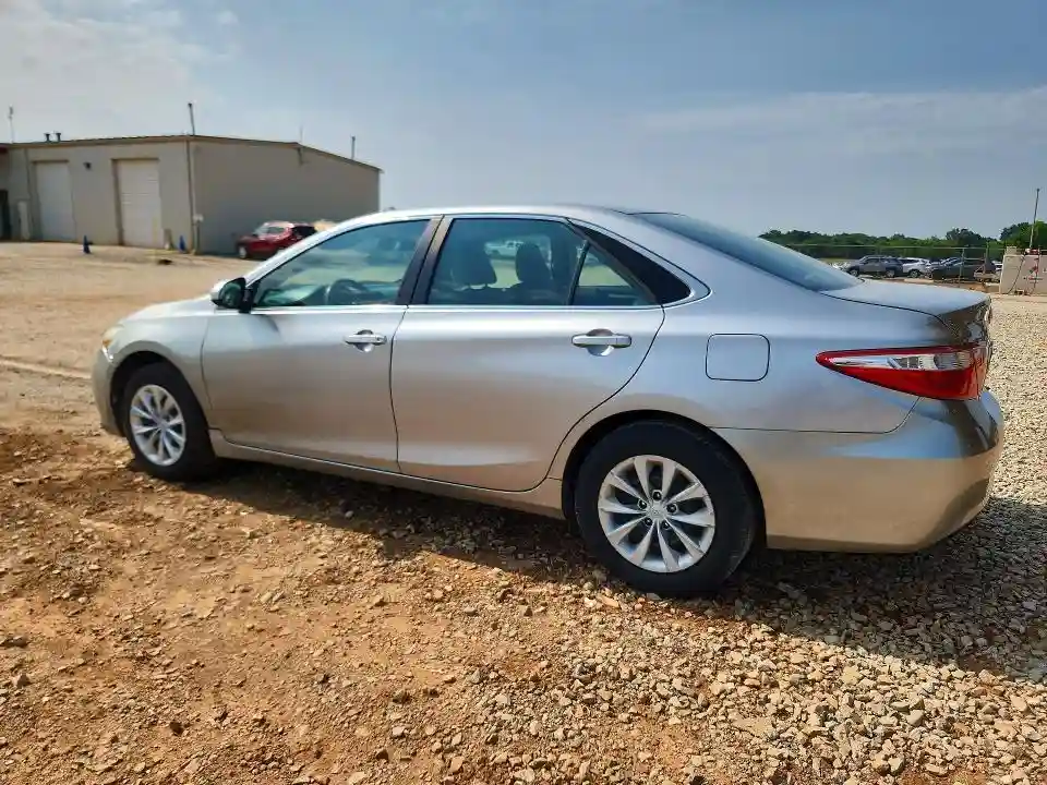 4T1BF1FK8HU293748 2017 TOYOTA CAMRY-1