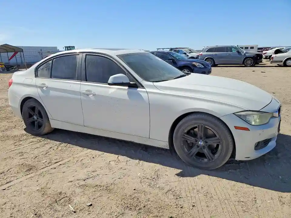 WBA3C1C56FK119232 2015 BMW 3 SERIES-3
