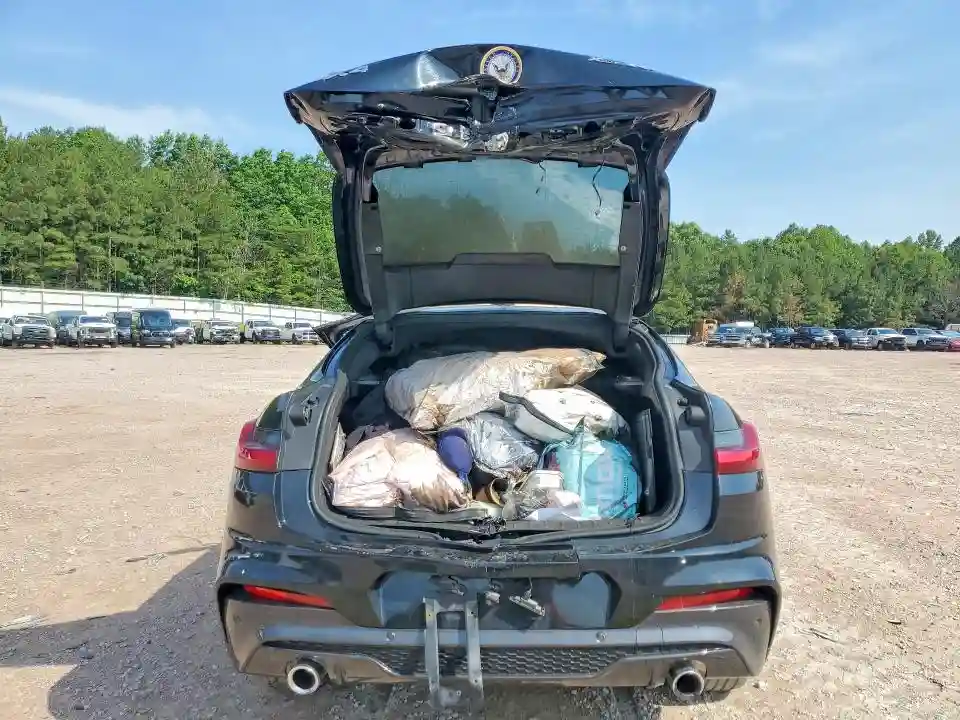 5UX2V1C08LLZ32461 2020 BMW X4-5