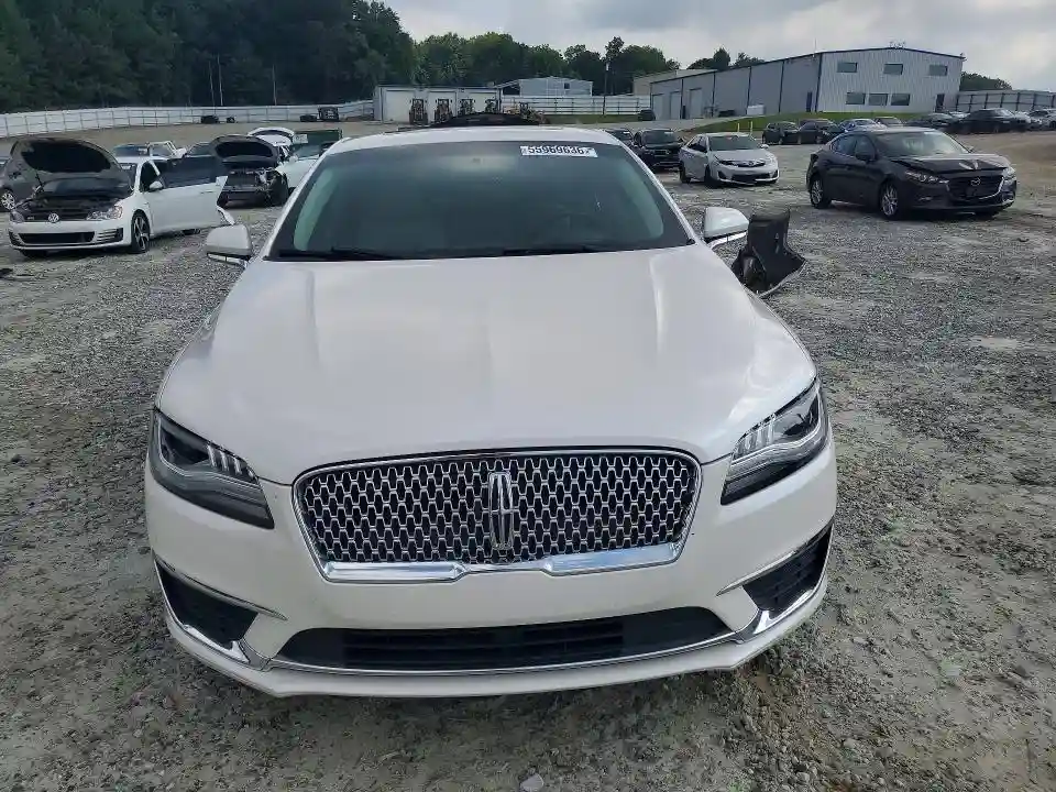 3LN6L5E94JR625780 2018 LINCOLN MKZ-4