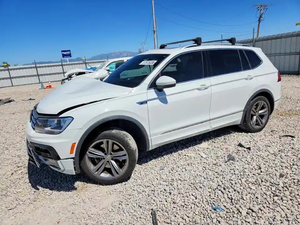 3VV2B7AX4JM163533 2018 VOLKSWAGEN TIGUAN-0