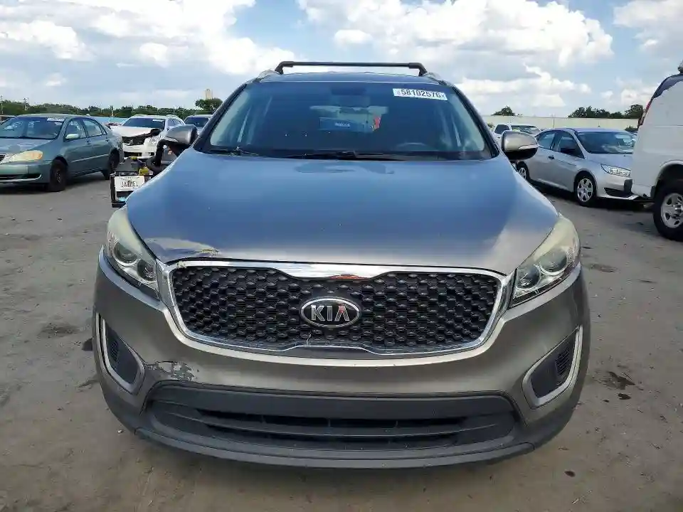 5XYPG4A32HG287471 2017 KIA SORENTO-4