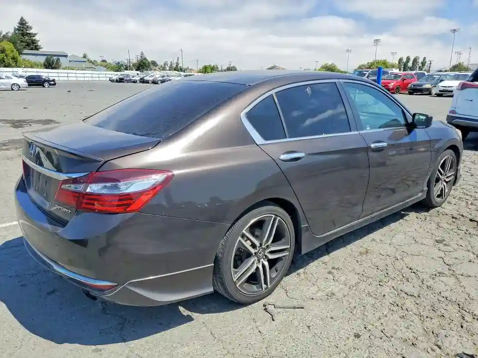 1HGCR2F51HA052956 2017 HONDA ACCORD-2