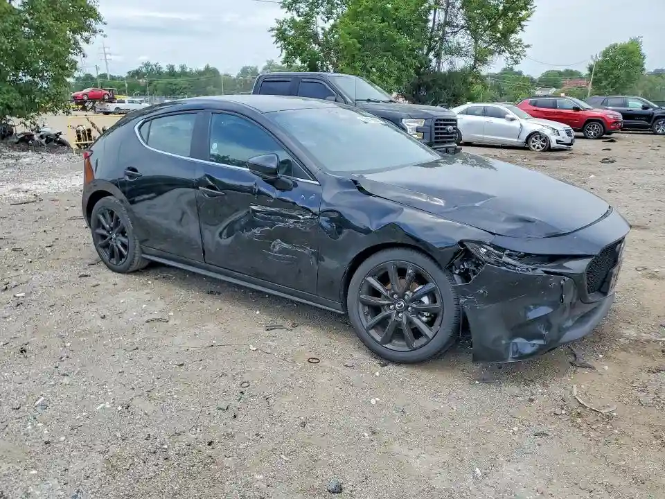 JM1BPAKLXT1868572 2026 MAZDA 3 SELECT S-3