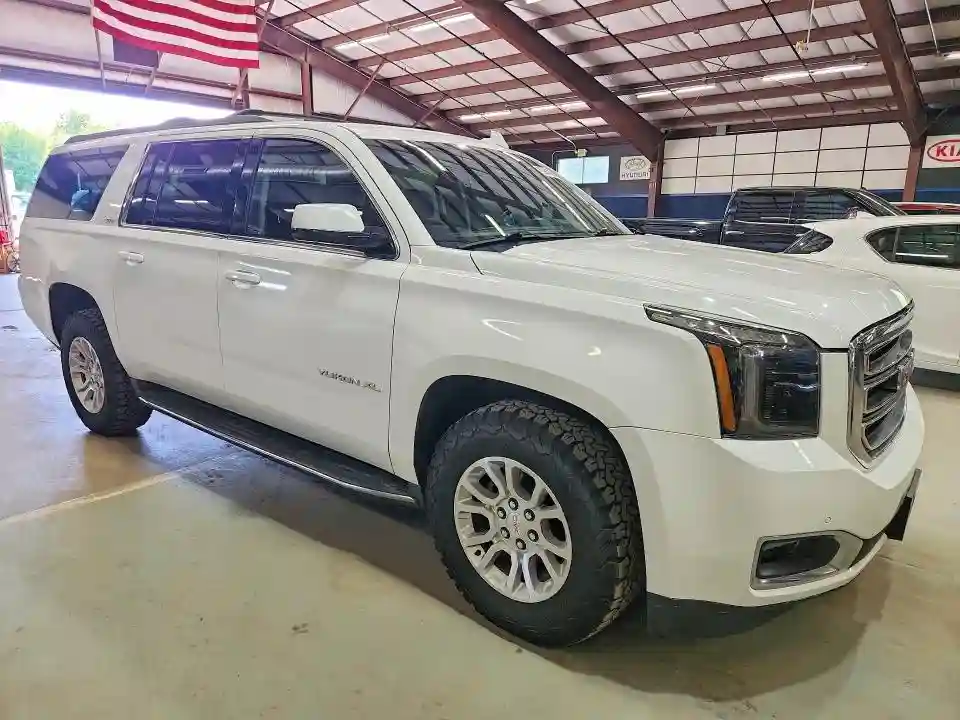 1GKS2GKC1HR186369 2017 GMC YUKON-3