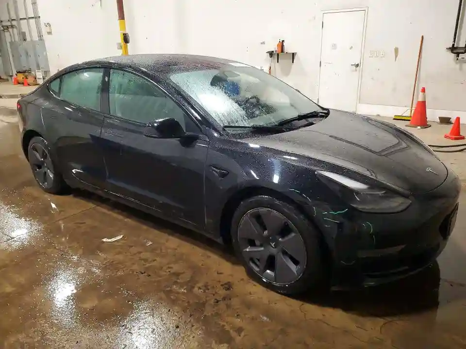 5YJ3E1EA0NF368998 2022 TESLA MODEL 3-3