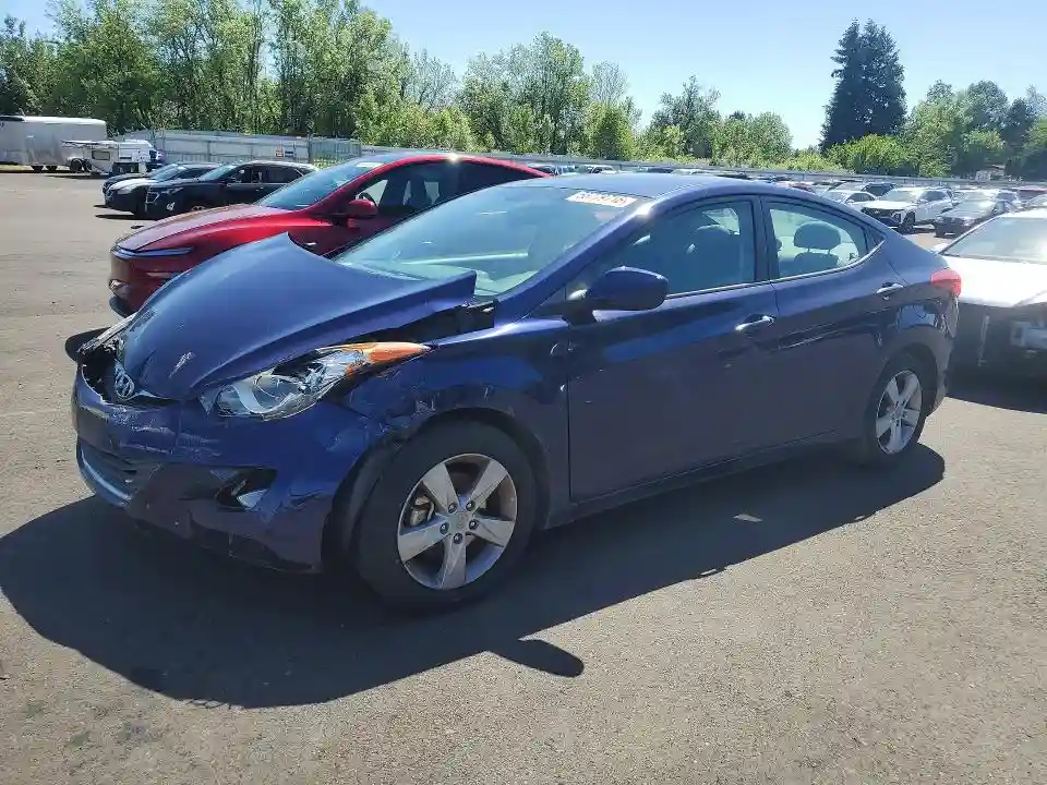 5NPDH4AE2DH452794 2013 HYUNDAI ELANTRA-0