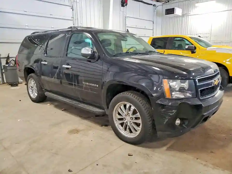 1GNSKJE76ER102850 2014 CHEVROLET SUBURBAN-3